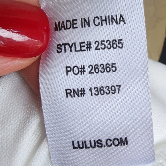 Lulu's Normani White Lace Sleeveless Sheath Dress, Sz M - Picture 14 of 15